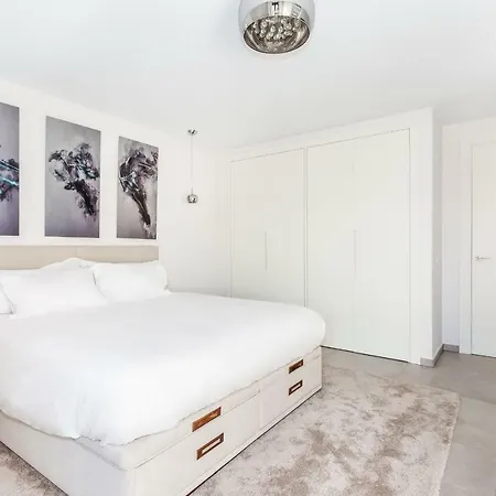 By Riva - Contemporary 1 Bedroom Luxury Inside Puerto Banus *