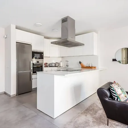 By Riva - Contemporary 1 Bedroom Luxury Inside Puerto Banus Apartment