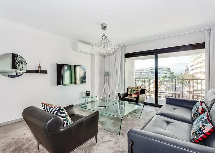 By Riva - Contemporary 1 Bedroom Luxury Inside Puerto Banus