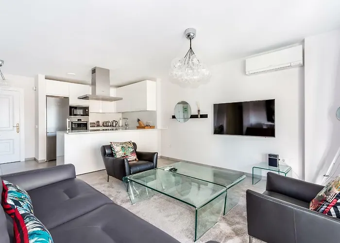 By Riva - Contemporary 1 Bedroom Luxury Inside Puerto Banus Appartement