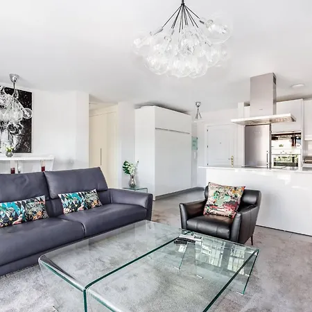 Apartment By Riva - Contemporary 1 Bedroom Luxury Inside Puerto Banus